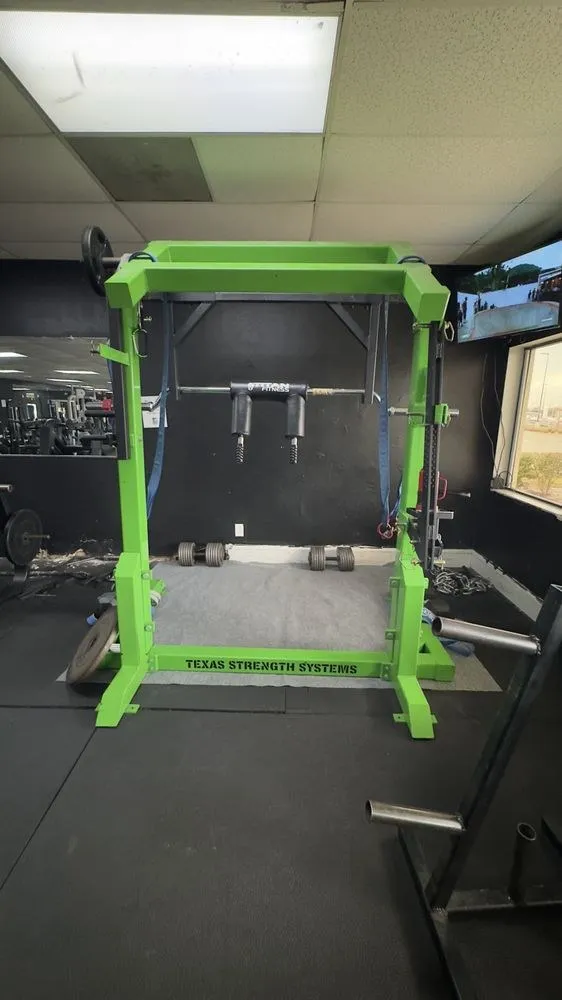 A power rack at Momentum Fitness