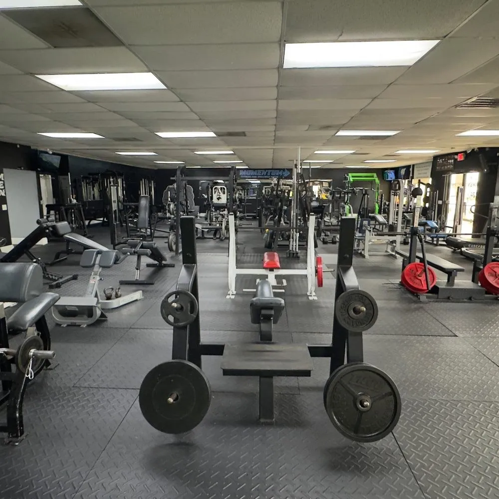 Benches and a lifting platform